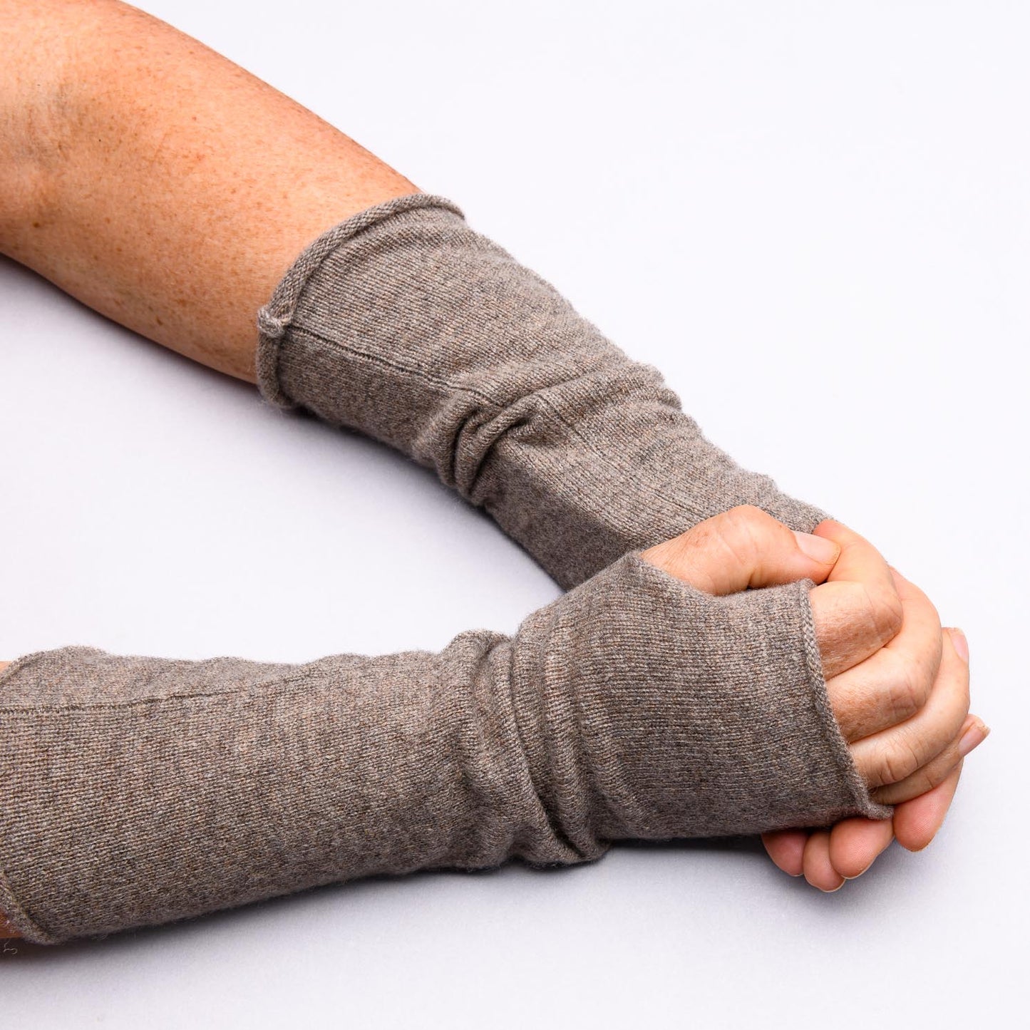 Hand on HEART 100% Pure Cashmere Fingerless Glove, Marle Grey