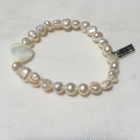 Fresh Water Pearl and Genuine Natural Seashell Heart Charm Stretch Bracelet